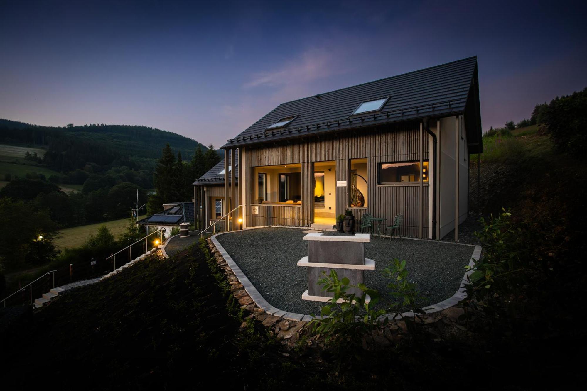 Sauerland Chalets - "Die Chalets Herzenssache" Winterberg Exterior photo